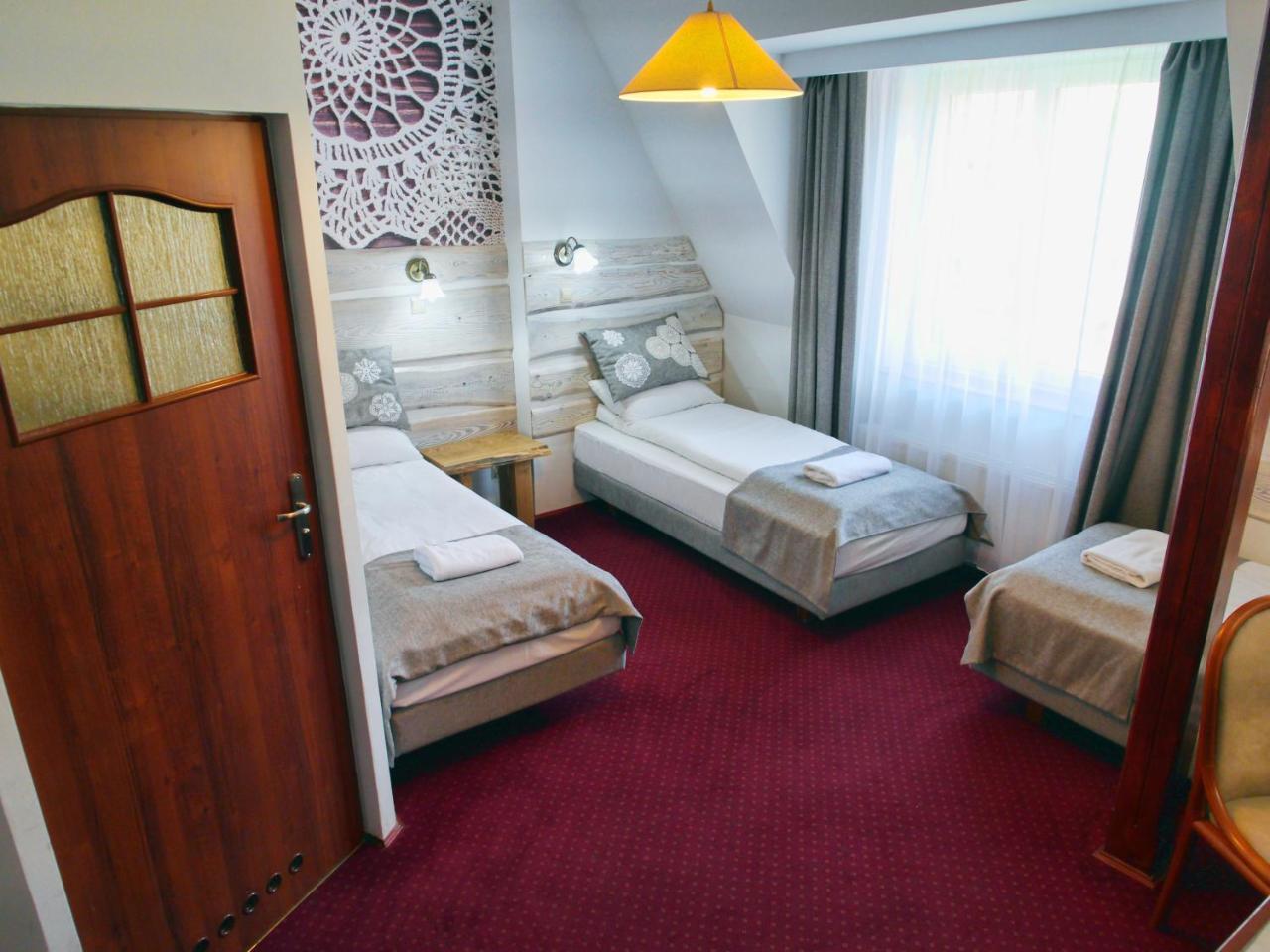 Dwor Wapowce Hotell Eksteriør bilde
